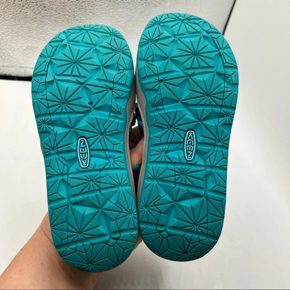 Keen Children's Moxie Sandal in Dress Blues/Viridian Size 1